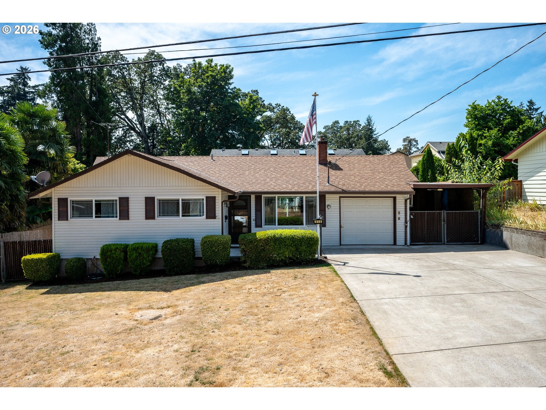 910 CORNELL AVE