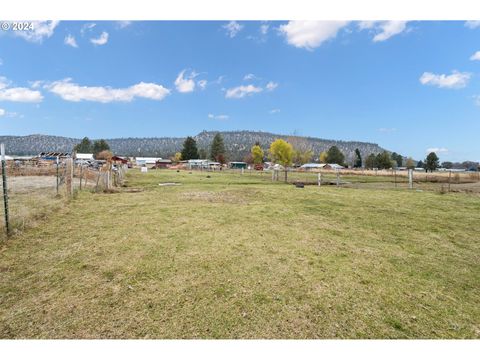 A home in Prineville