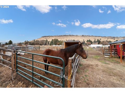 A home in Prineville