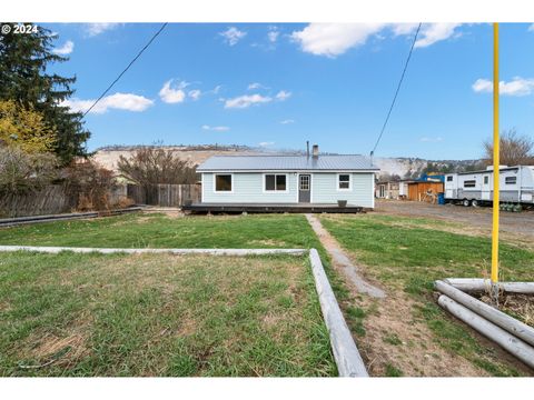 A home in Prineville