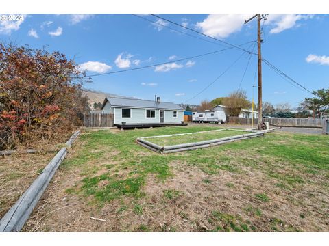 A home in Prineville