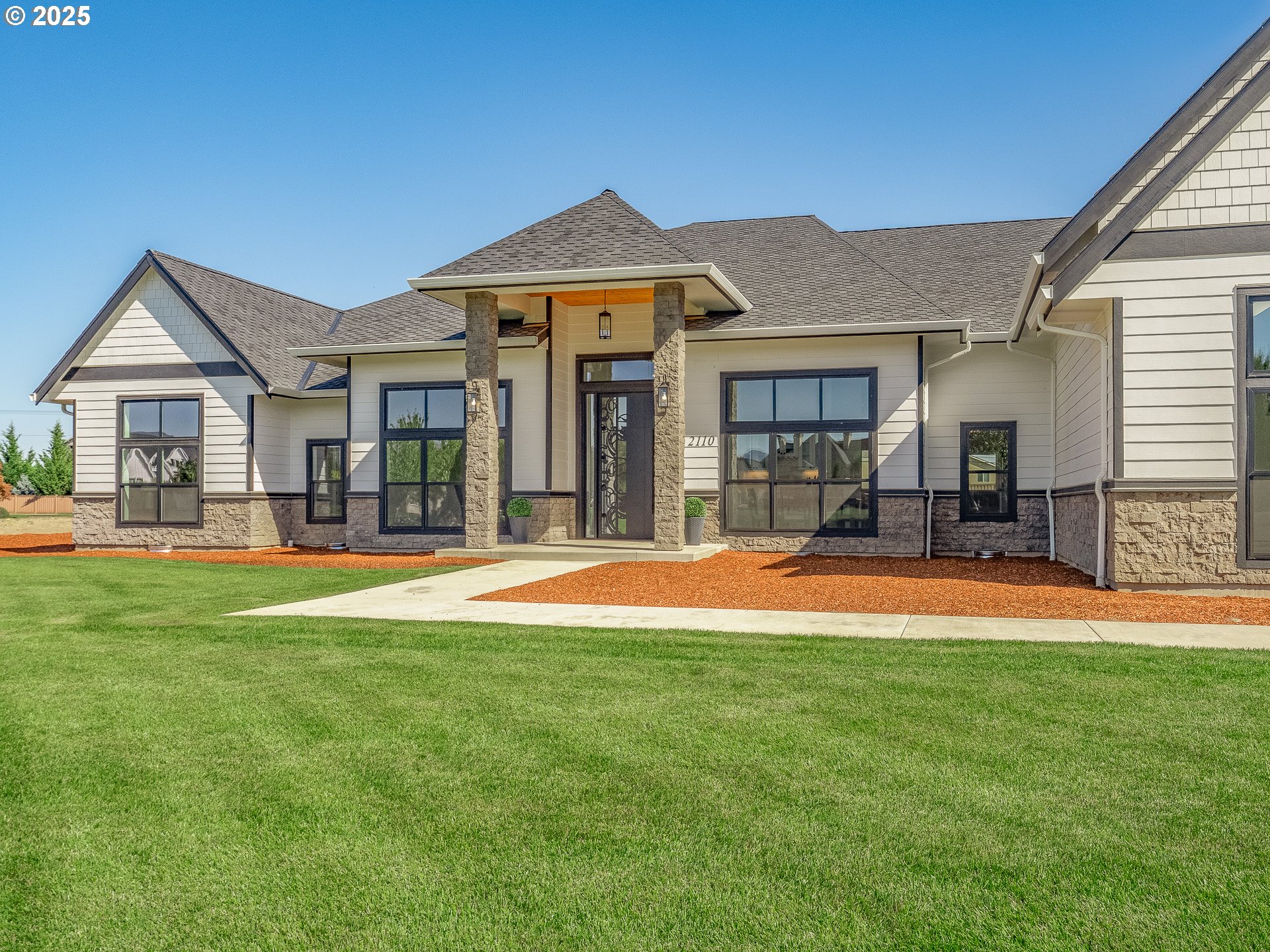 2110 SW HOMER ROSS LOOP