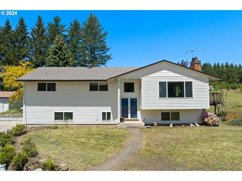 A home in Estacada