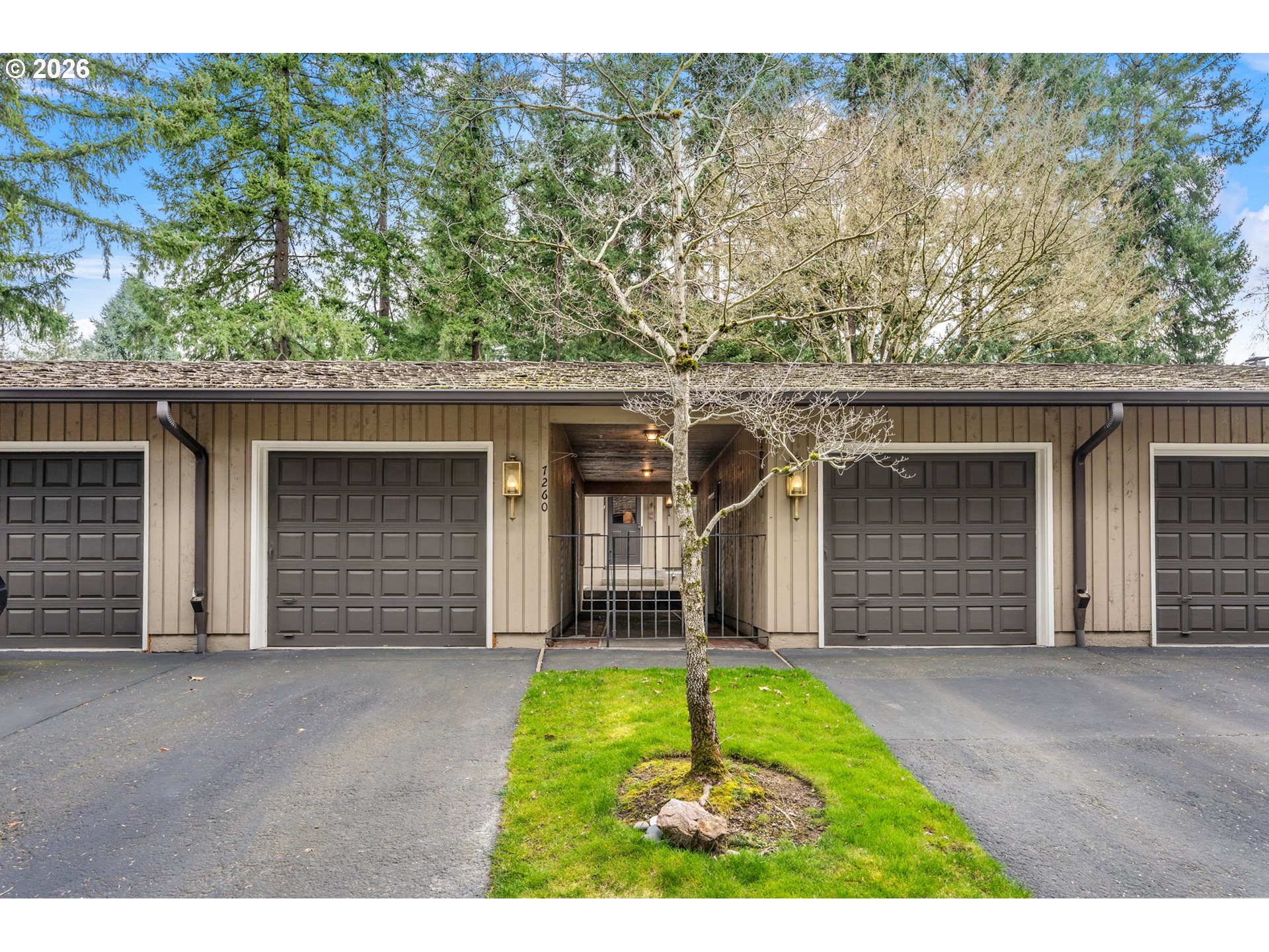 Photo 1 of 34 — 7260 SW WILSON CT, Beaverton, OR 97008
