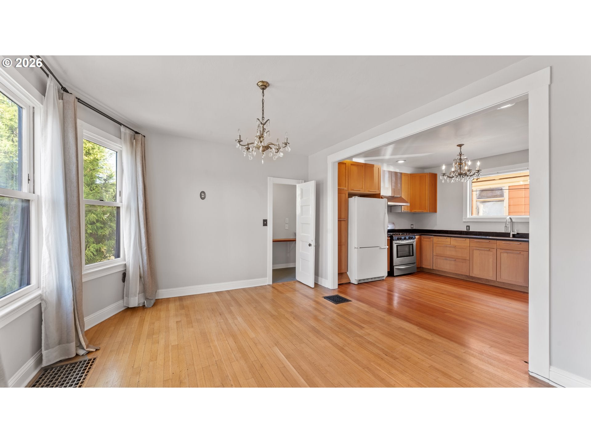 111 N MONROE ST