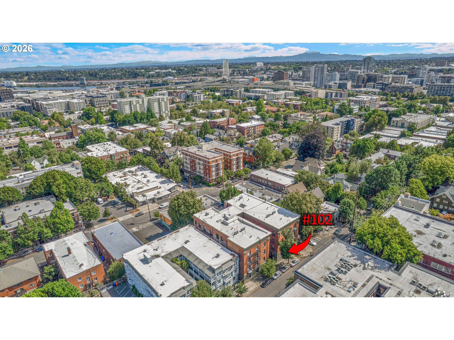 2109 NW IRVING ST 102