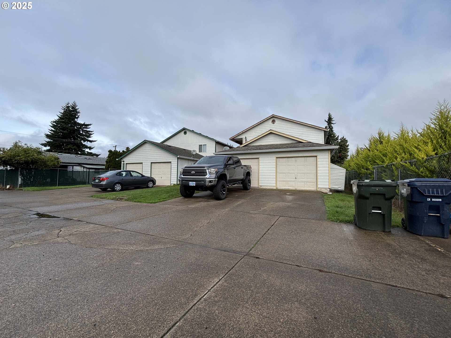 1905 17TH ST