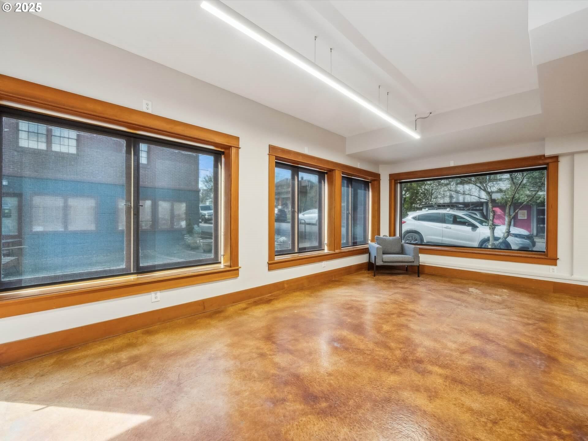 5400 NE 30TH AVE 101