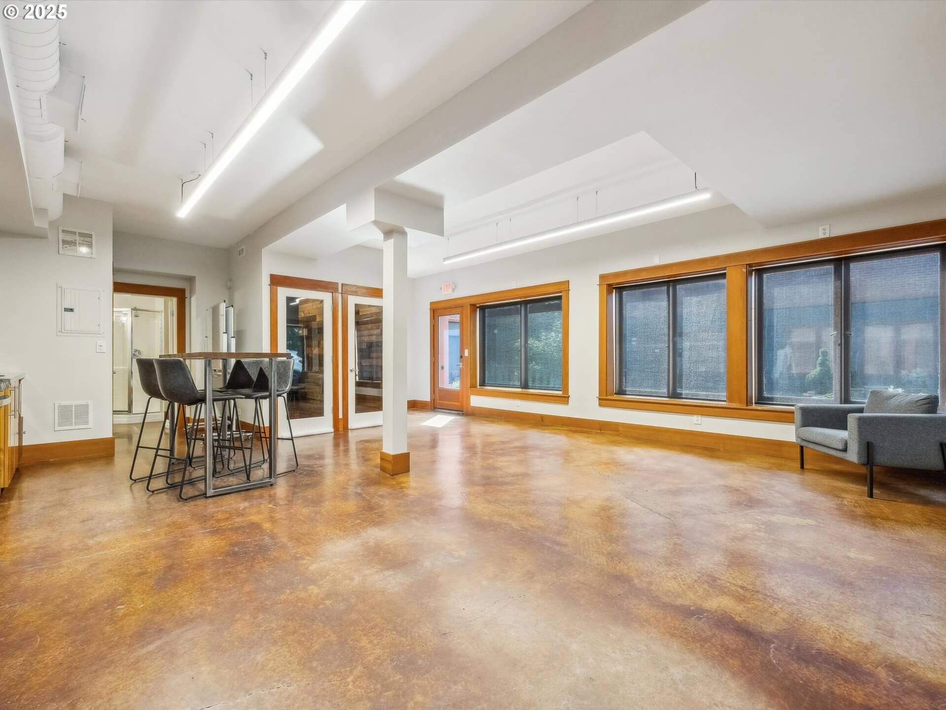 5400 NE 30TH AVE 101