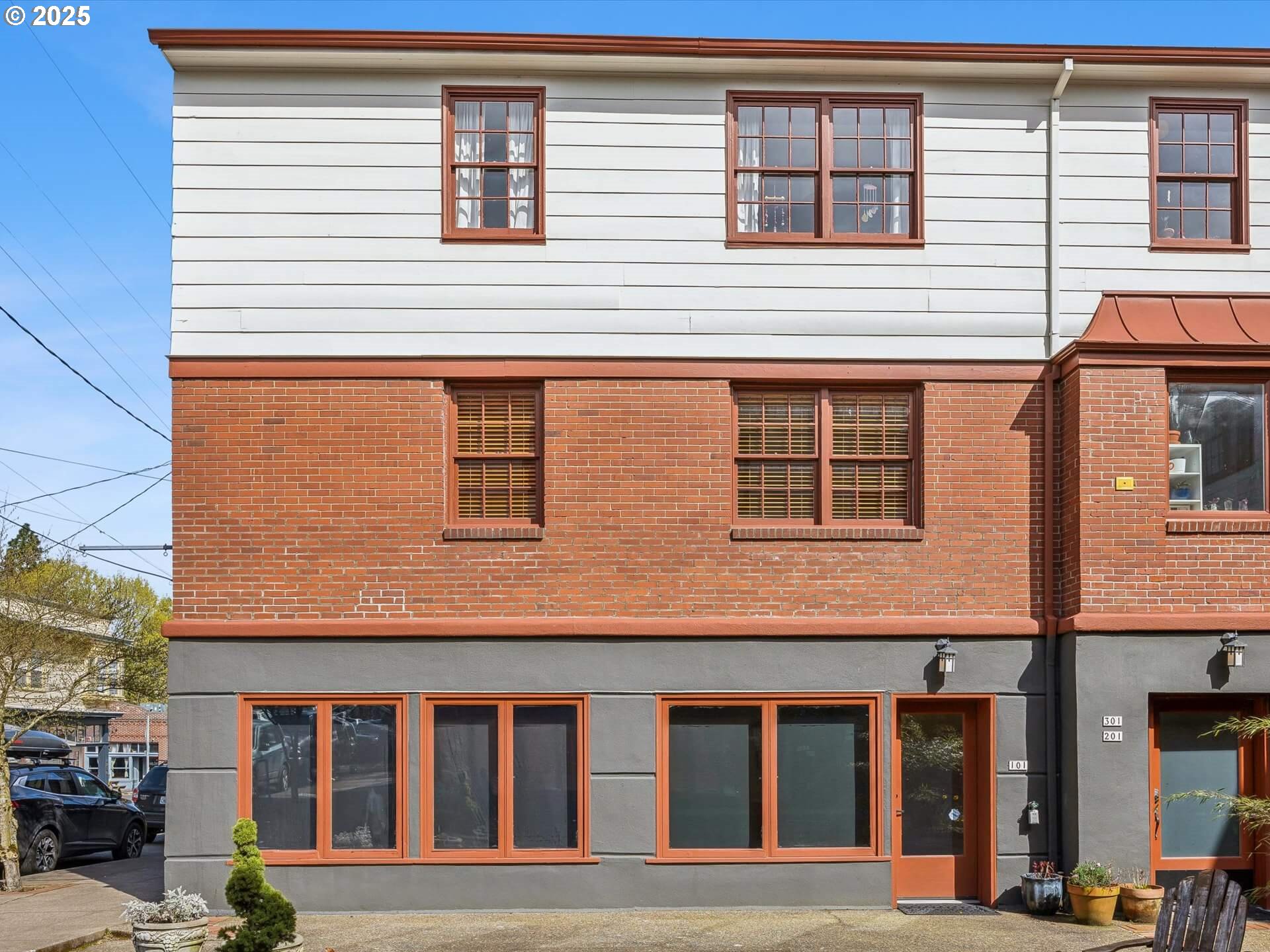 5400 NE 30TH AVE 101