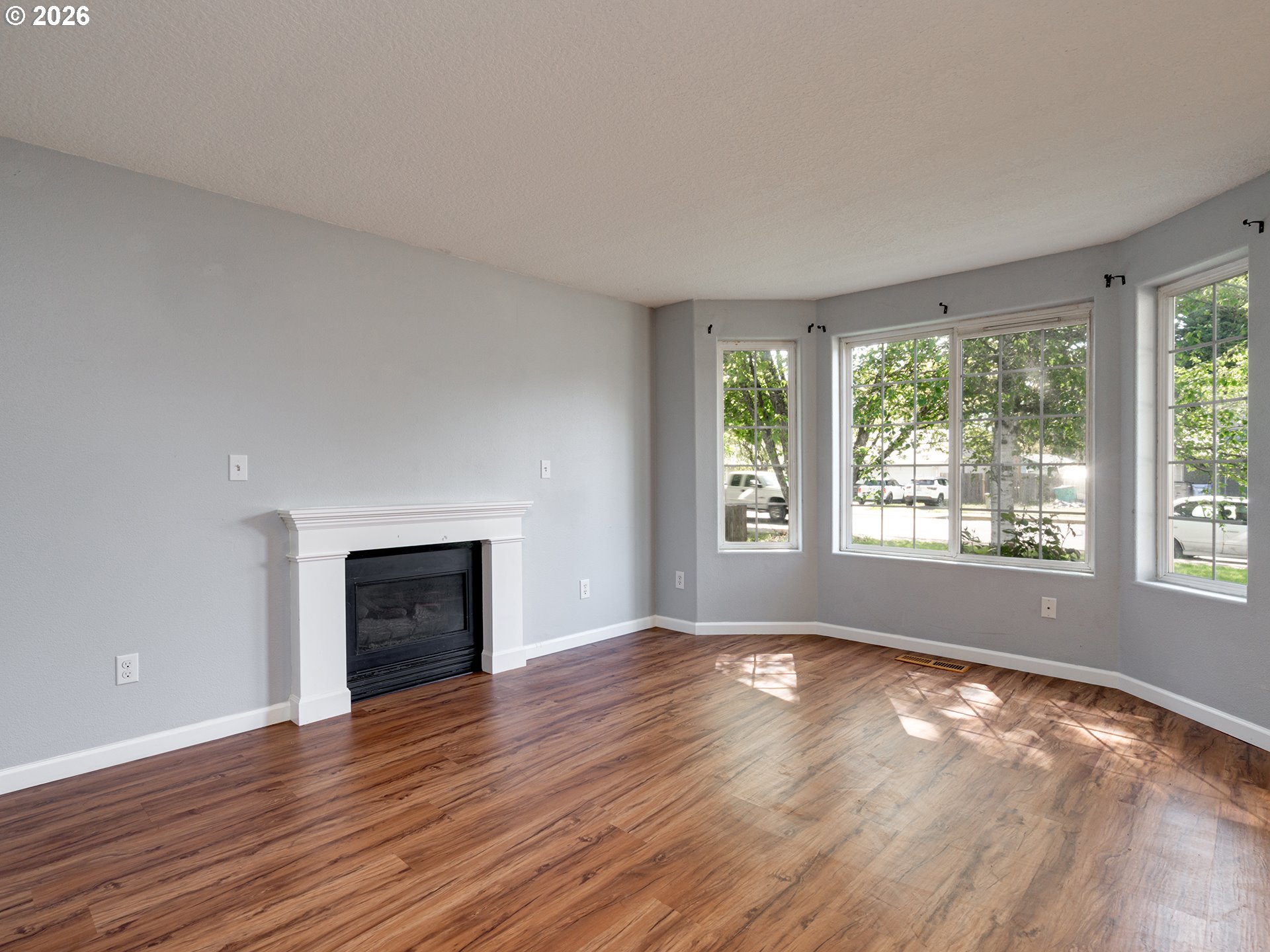 203 SW 3RD AVE