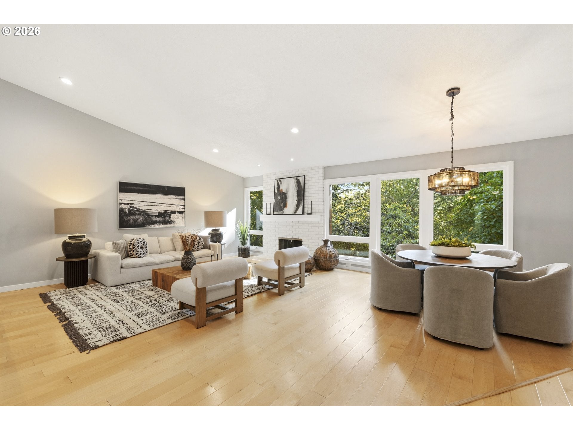 12 DA VINCI ST