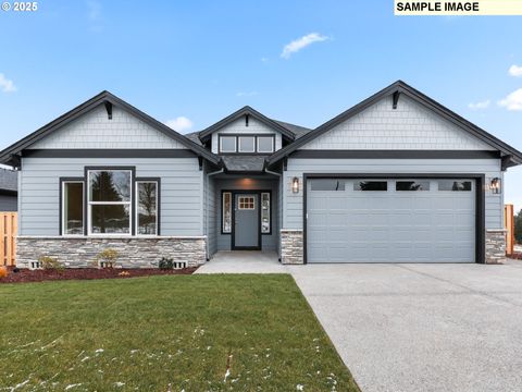 757 NE Alderwood DR 87 Estacada OR 97023