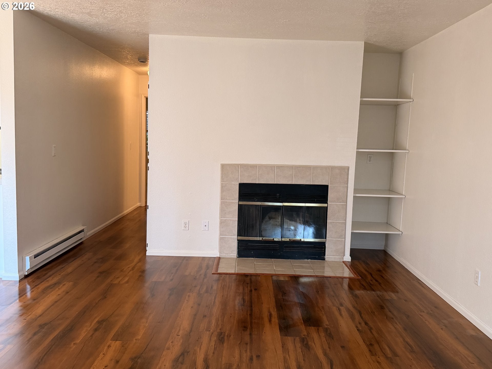86 KINGSGATE RD F104