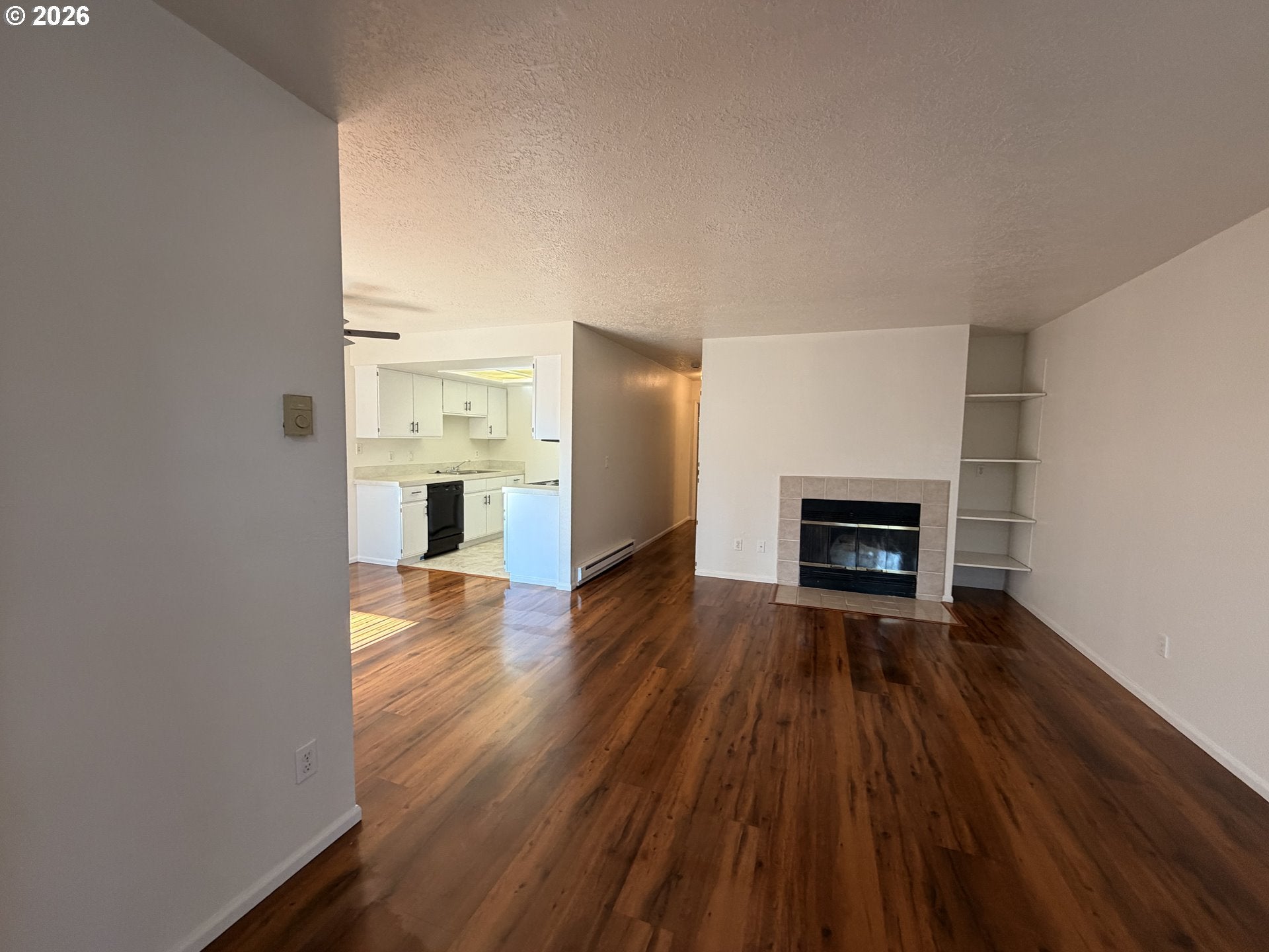 86 KINGSGATE RD F104