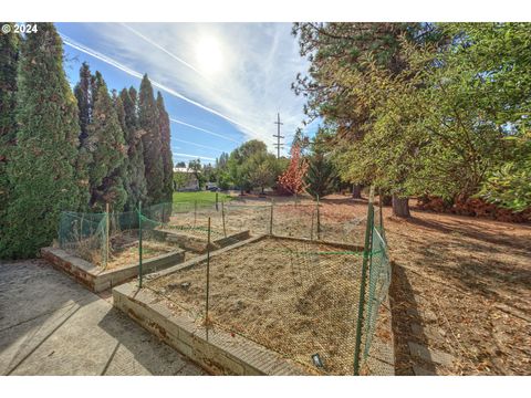 A home in Grants Pass