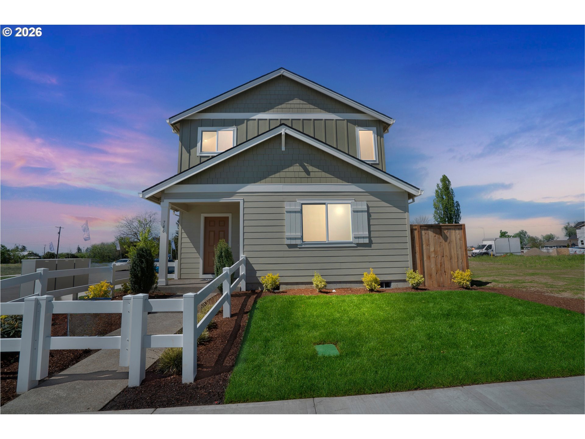 Photo 1 of 29 — 746 MERRIOTT LN, Woodburn, OR 97071