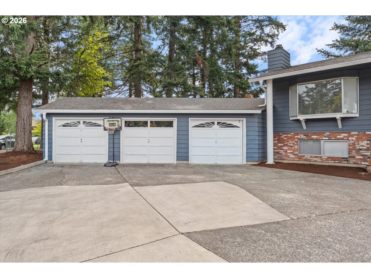 201 SE 176TH PL