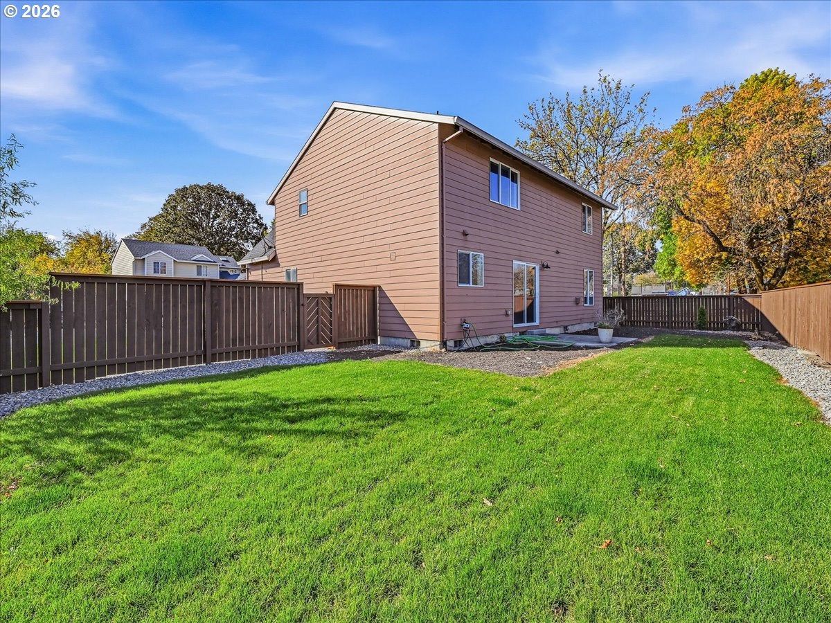 112 MIKAYLA LN