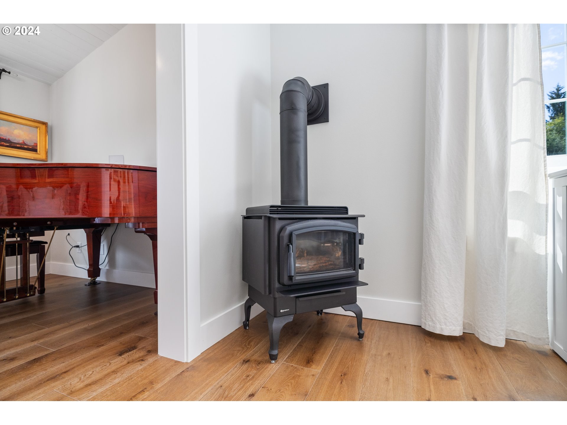 Tillamook, Oregon 97141, United States, 1 Bedroom Bedrooms, ,1 BathroomBathrooms,Residential,Active,43568