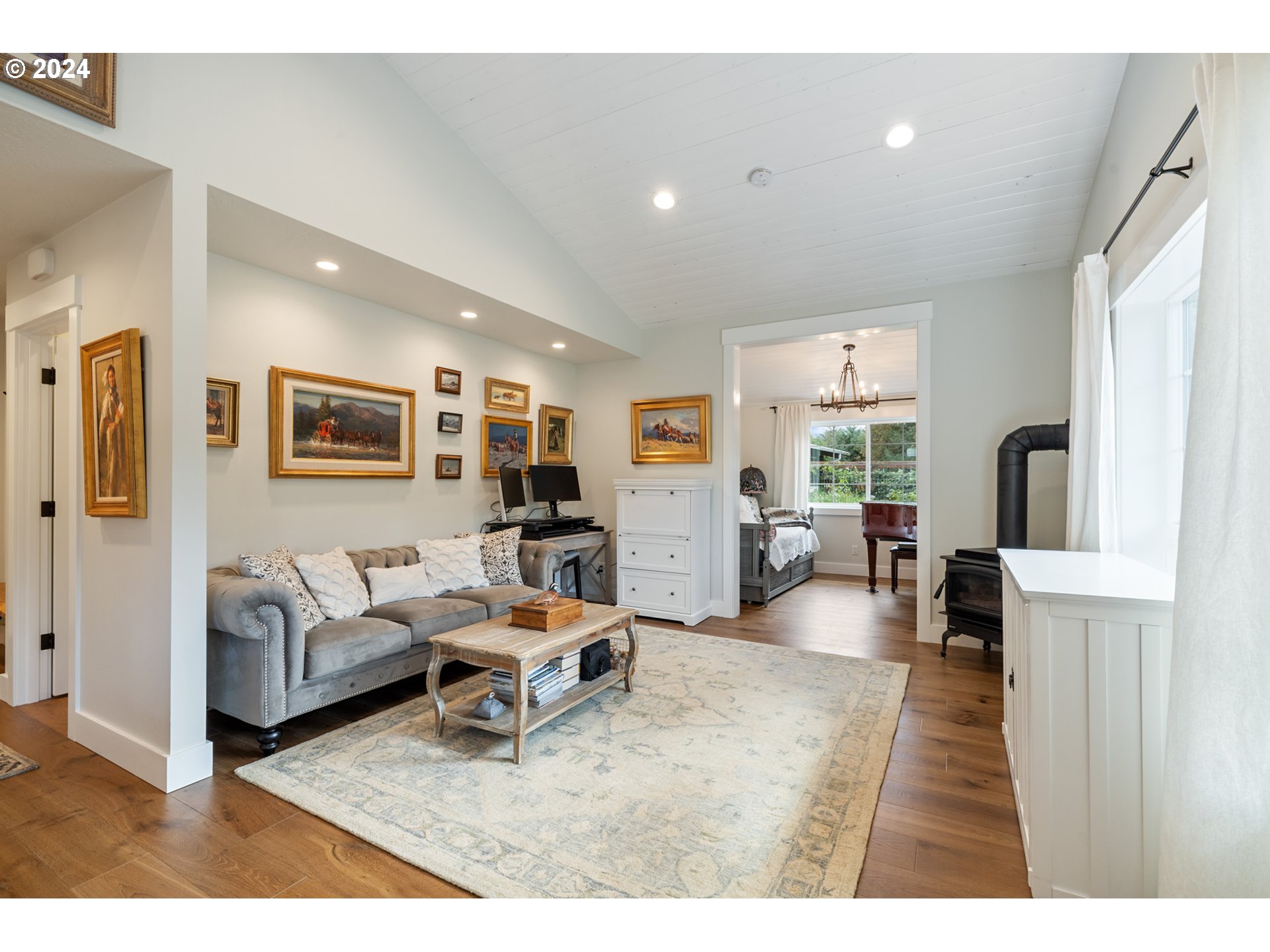 Tillamook, Oregon 97141, United States, 1 Bedroom Bedrooms, ,1 BathroomBathrooms,Residential,Active,43568