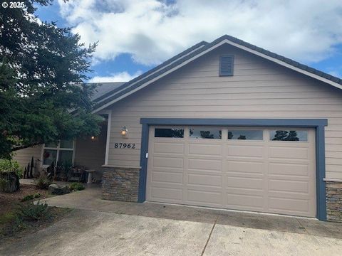 87962 LAKE POINT DR Florence OR 97439