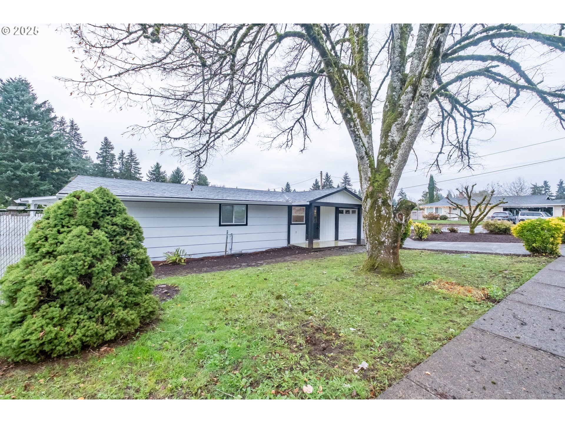 Salem, Oregon 97302, United States, 3 Bedrooms Bedrooms, ,2 BathroomsBathrooms,Residential,Active,255553