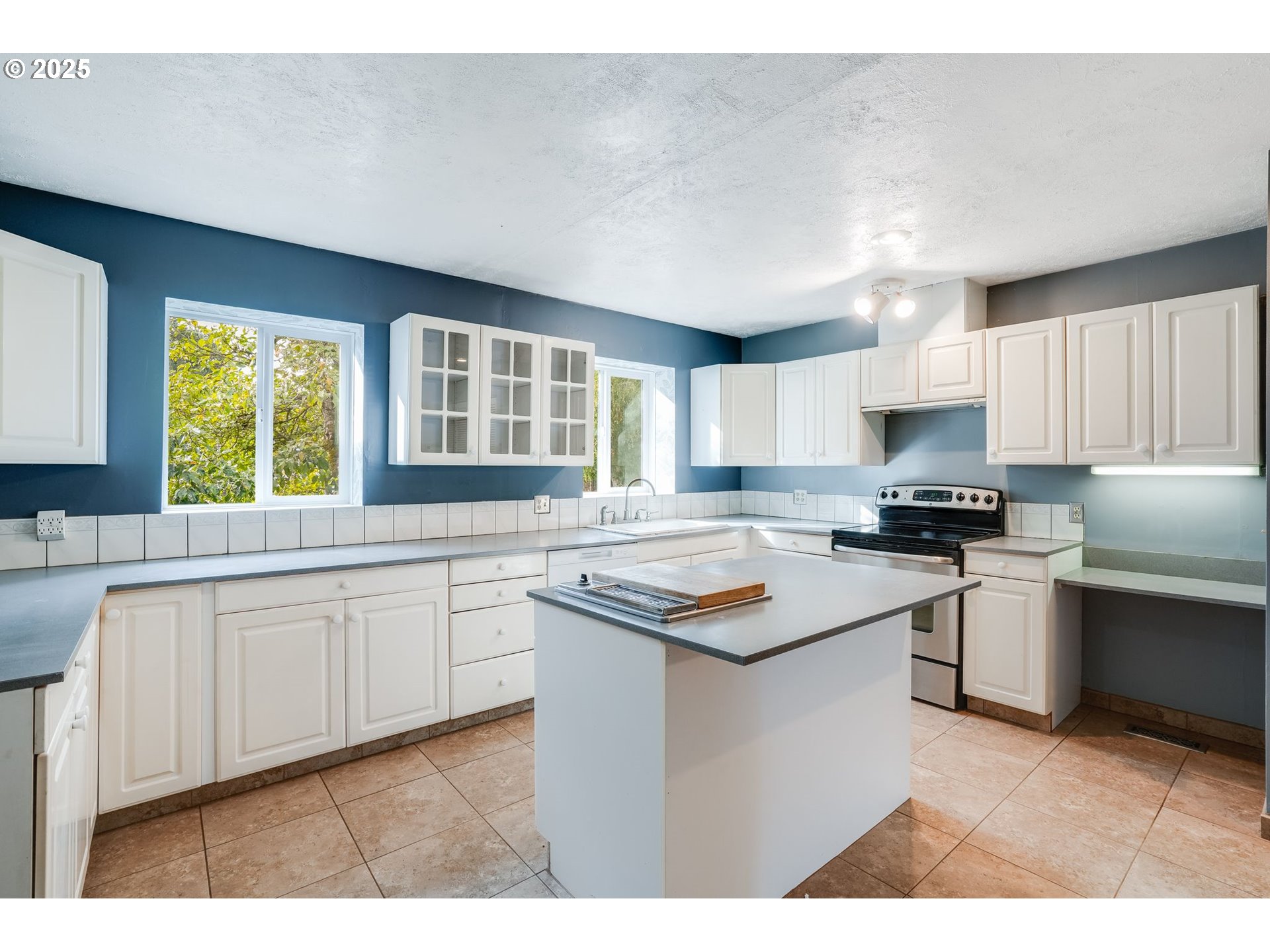 21841 SE GRAND ISLAND LOOP