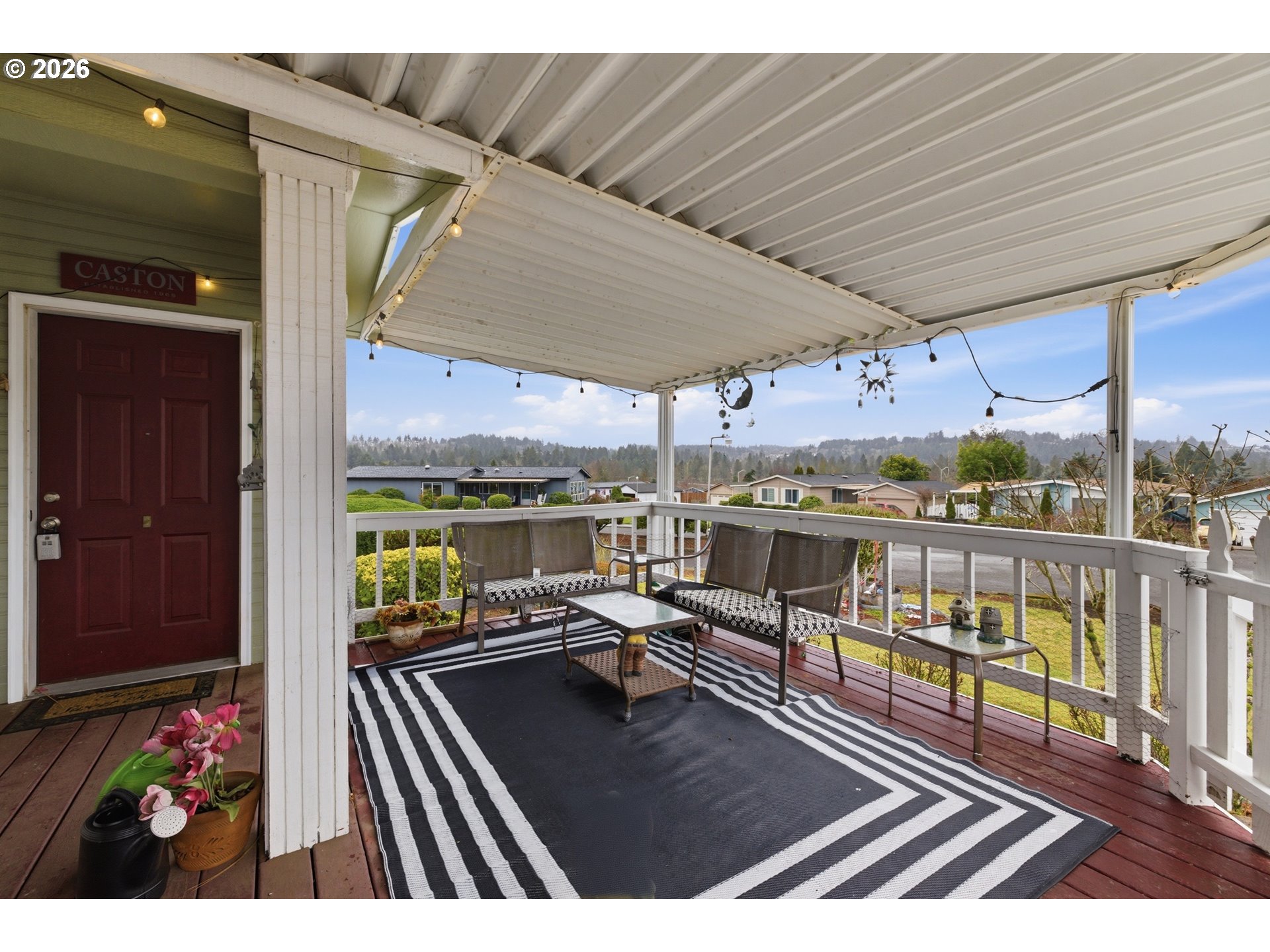 2120 ROBINS LN SE 26