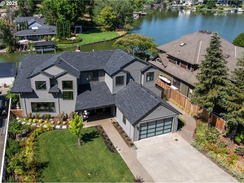 4431 WESTBAY RD Lake Oswego OR 97035