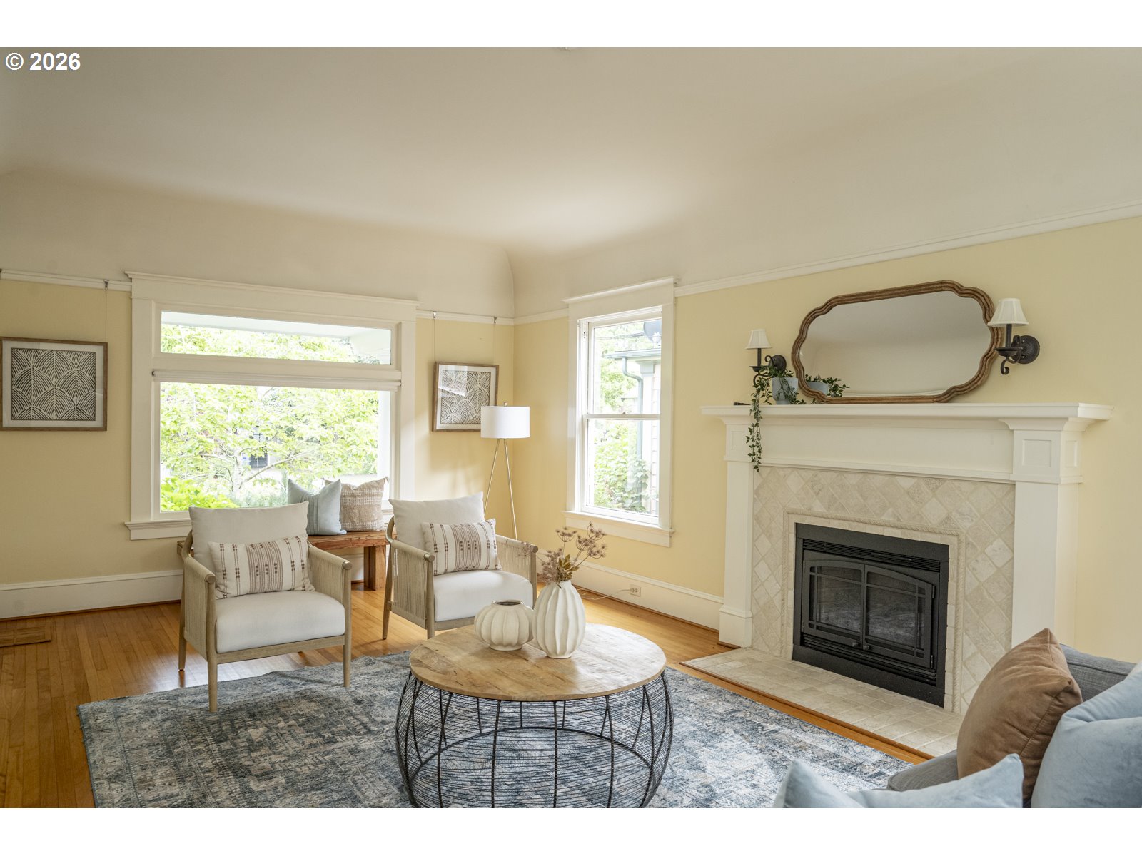 515 NE FLORAL PL