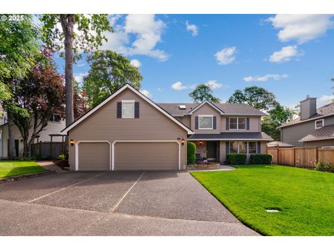 14230 AMBERWOOD CIR Lake Oswego OR 97035