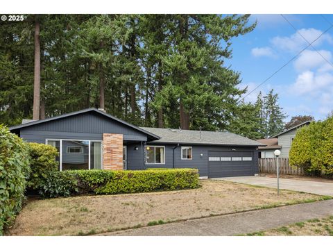 121 SE 166TH AVE Portland OR 97233