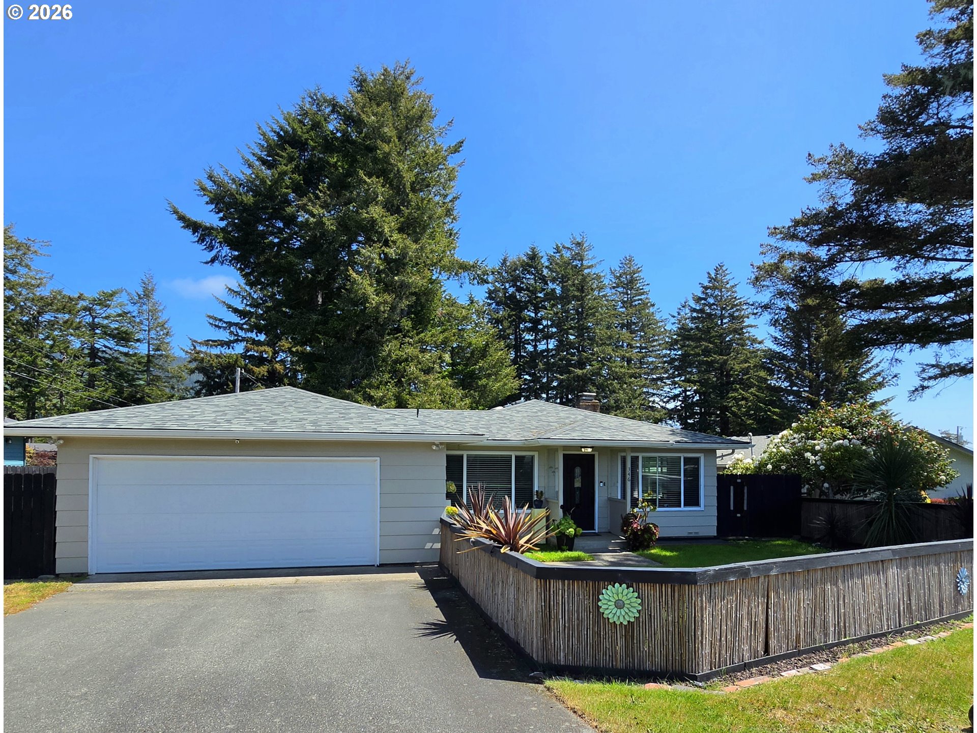 346 DEL NORTE LN