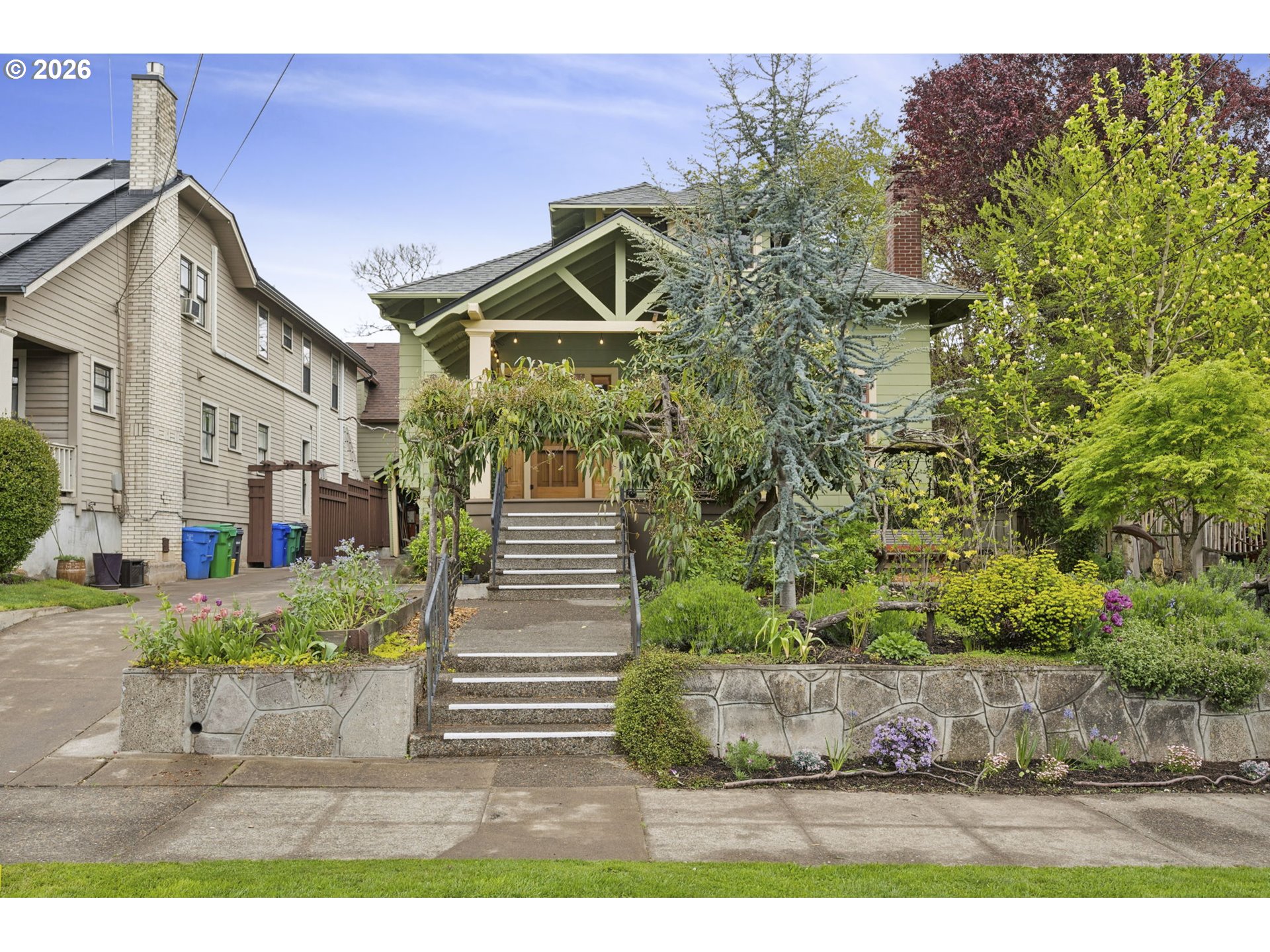 1212 SE 50TH AVE