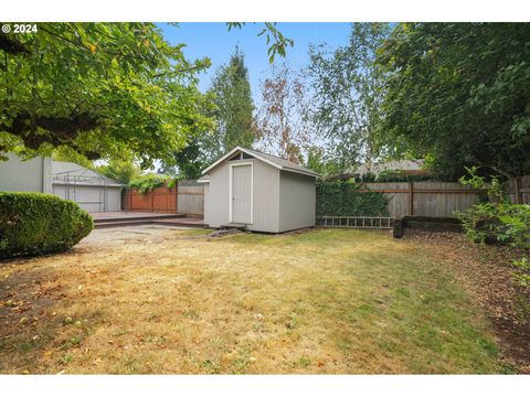 A home in Milwaukie