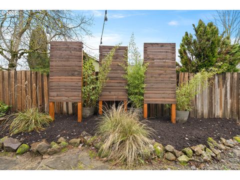 A home in Newberg