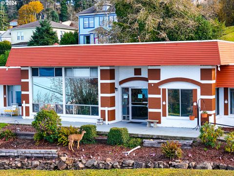 263 W EXCHANGE ST Astoria OR 97103