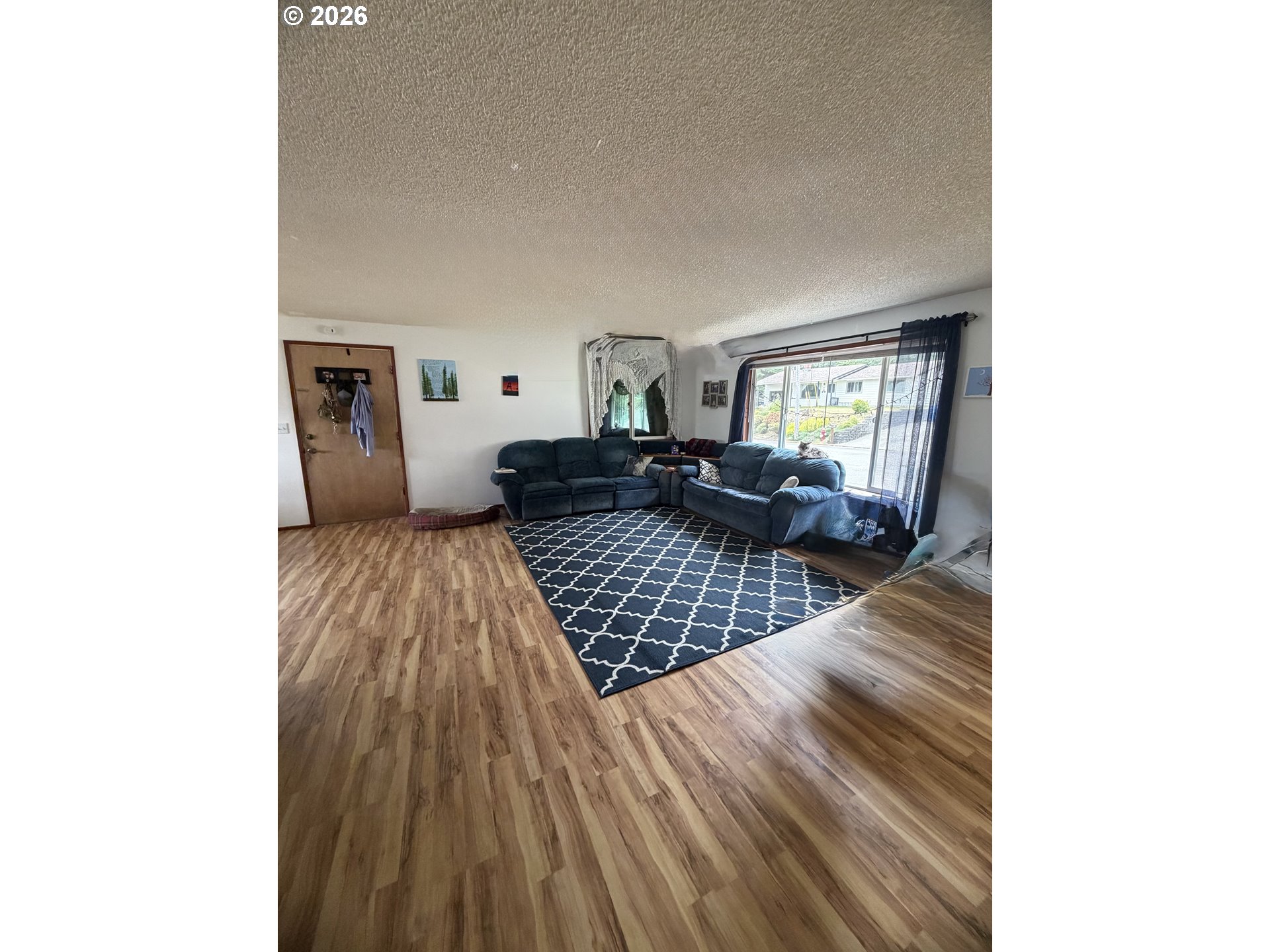 469 WESTMONT DR