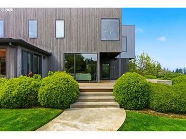 4409 SW CARL PL Portland OR 97239