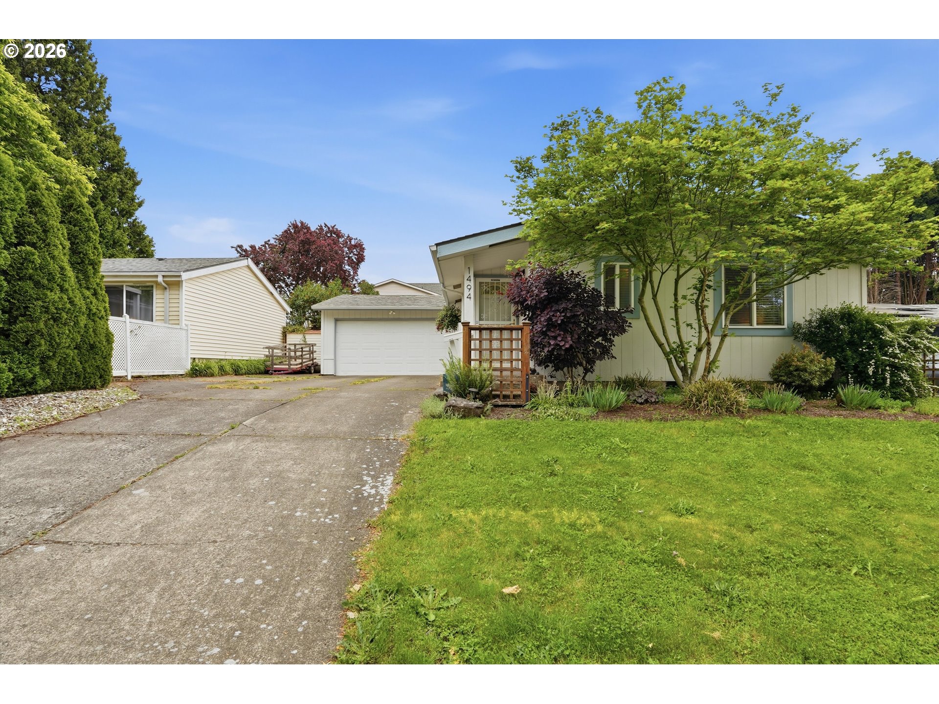 1494 SE MAPLE LOOP