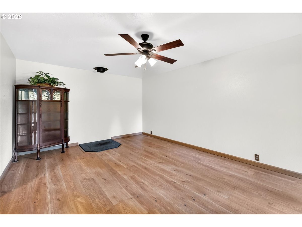 16033 SE RICKSHIRE LN