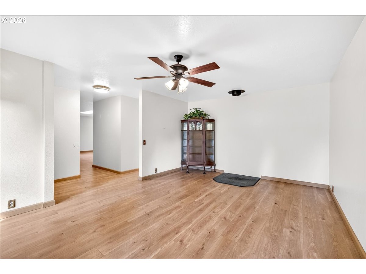 16033 SE RICKSHIRE LN