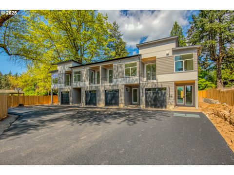 5069 SE KING RD D Milwaukie OR 97222