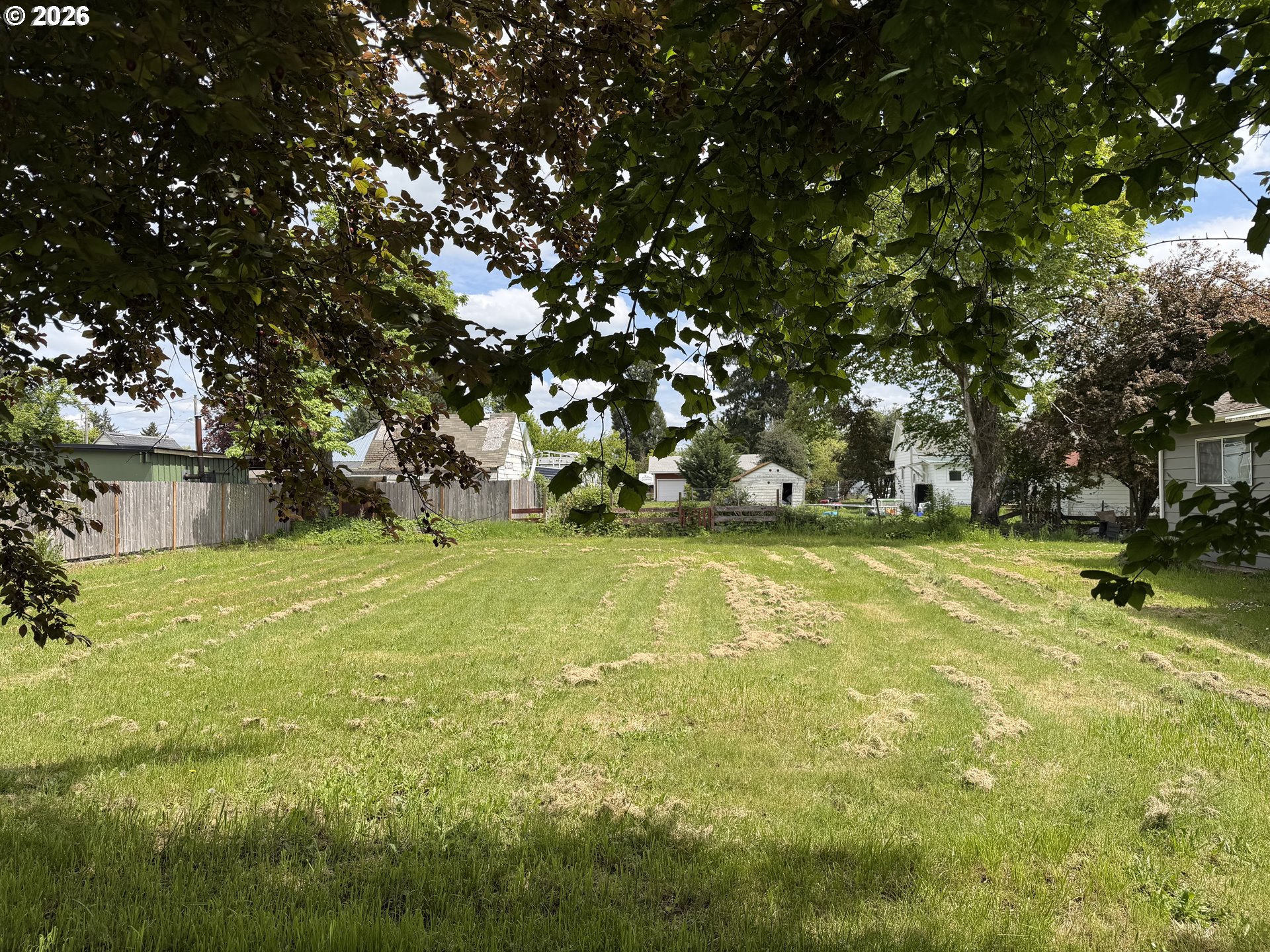 132 N 8th ST