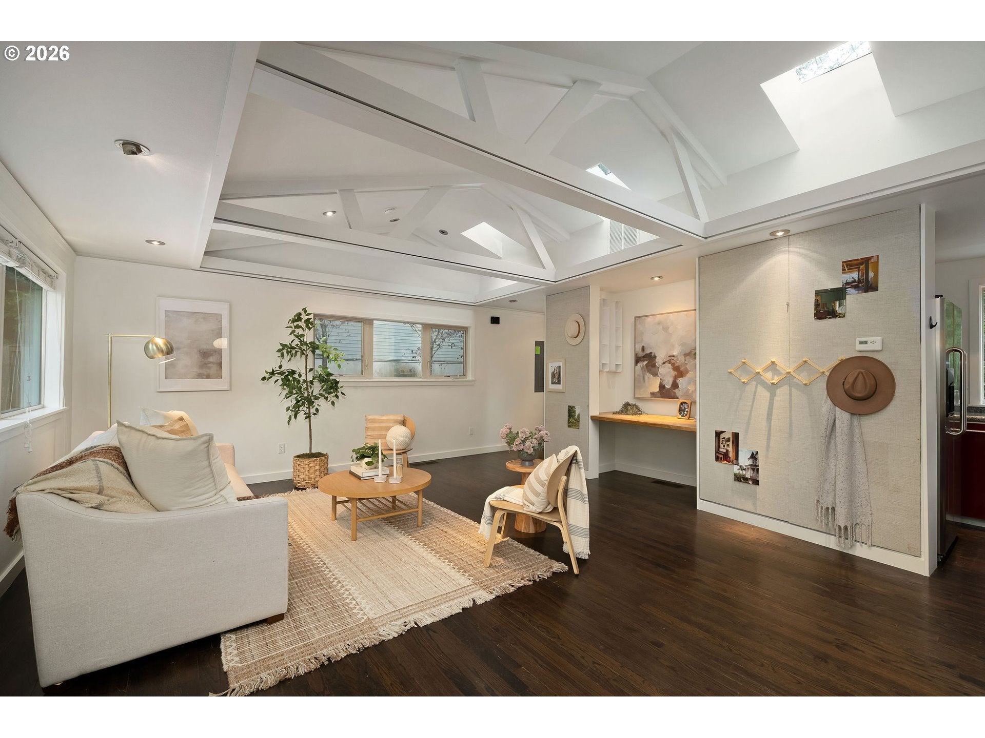 845 PALISADES TERRACE DR