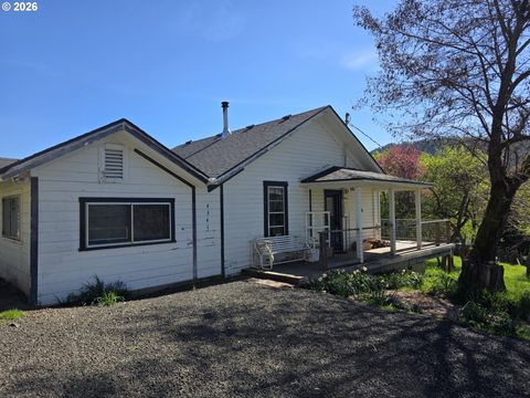 4341 HAPPY VALLEY RD Roseburg OR 97471