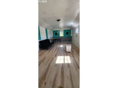 listing image 30
