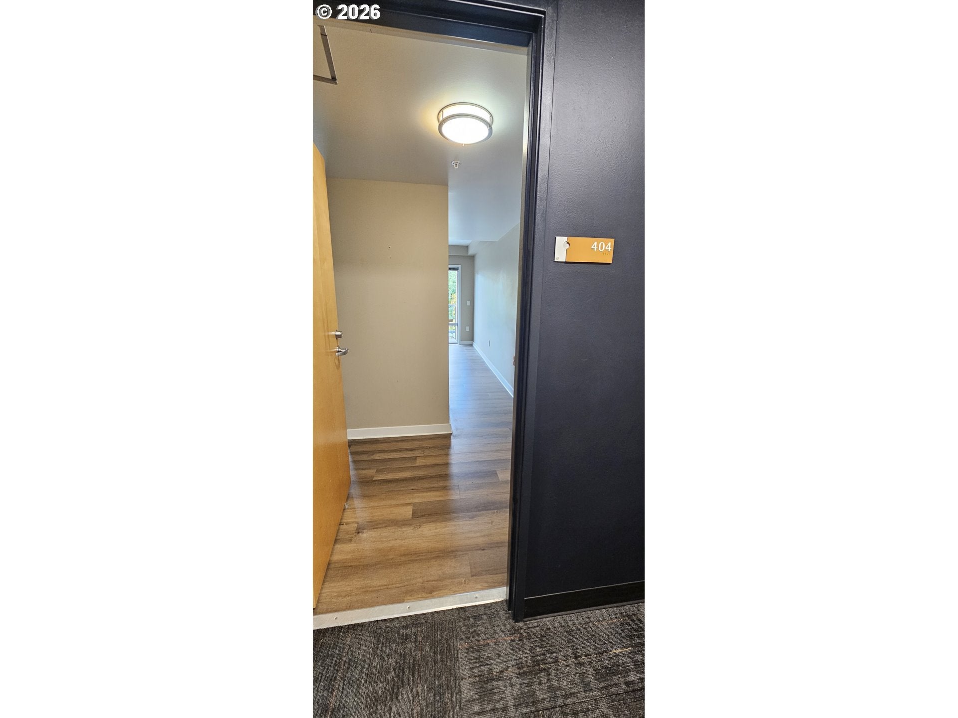 701 COLUMBIA ST 404