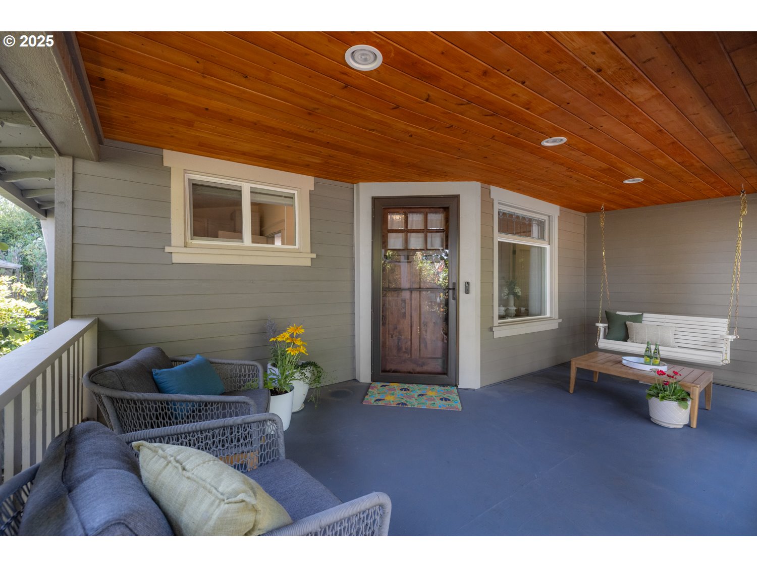 2951 N WILLAMETTE BLVD